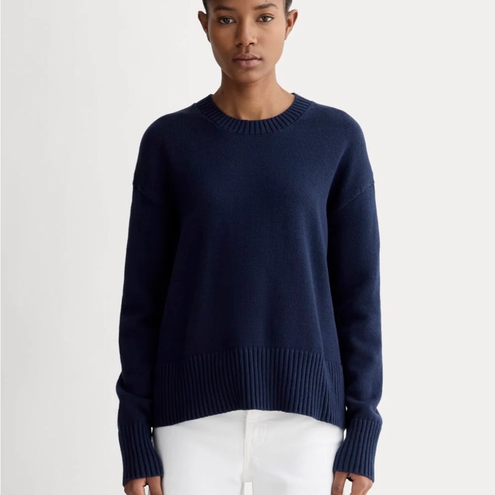 Everlane The Boxy Sweater in Everyday Cotton - Navy